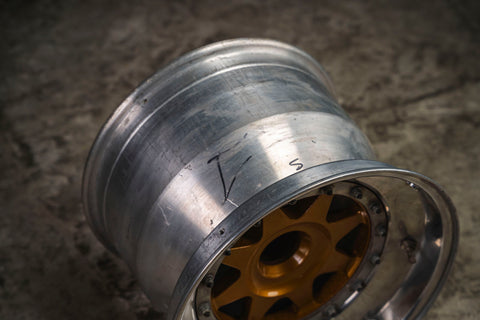 Ferrari F1 1980 Table Wheel