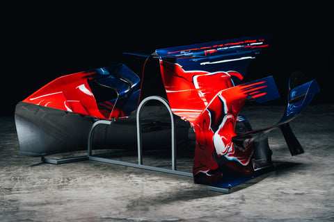 Original engine cover from the Toro Rosso STR3, the car that won at Monza in 2008. / Cofano motore originale della Toro Rosso STR3, la vettura vincitrice a Monza nel 2008.